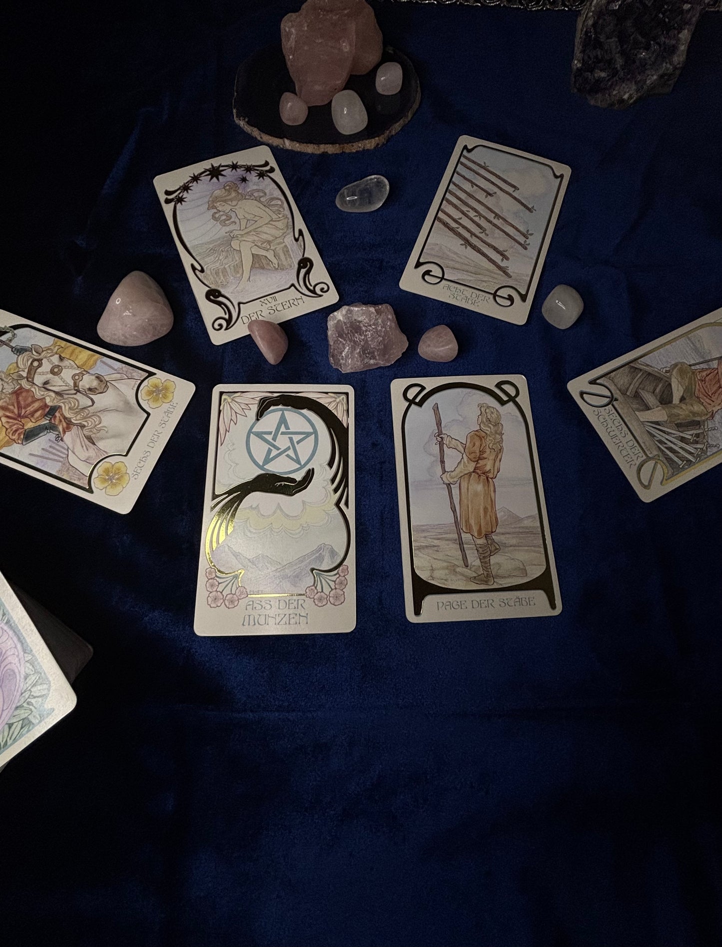 „Warum meldet er sich nicht?“ Tarot Legung