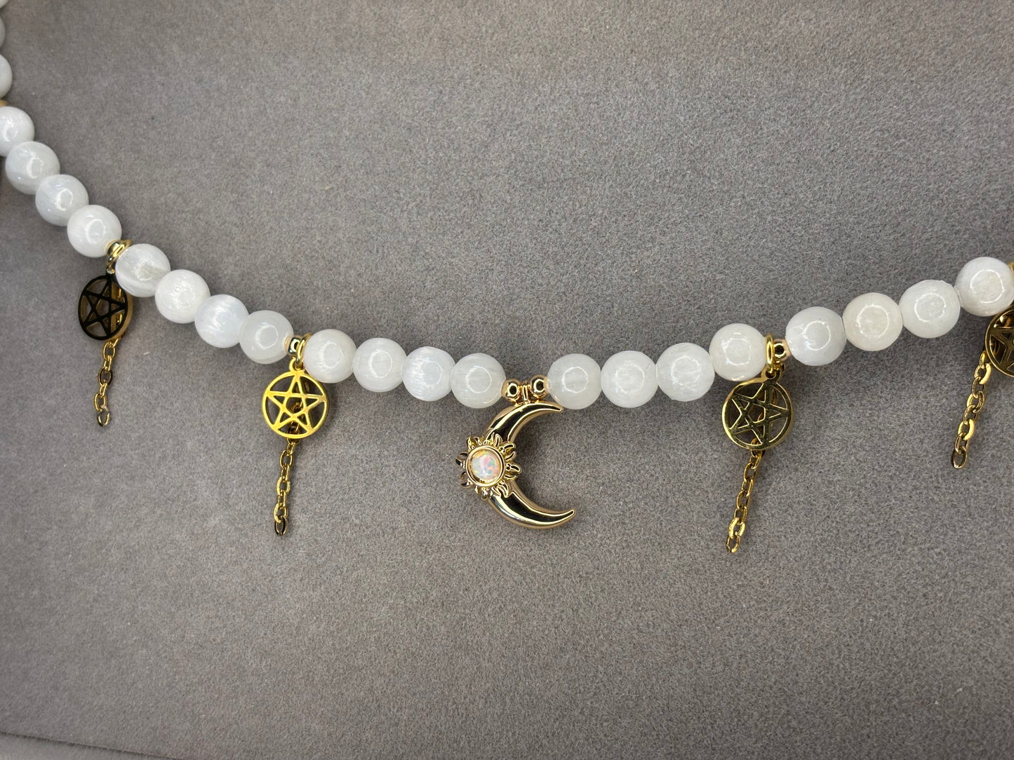 „Moonlight“ - Selenit 18k vergoldet